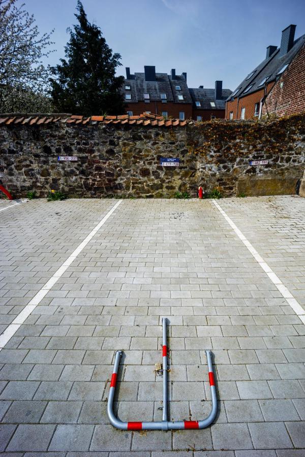 Gite La Petite Ourse - Gite De Charme Citadin Andenne Exteriör bild